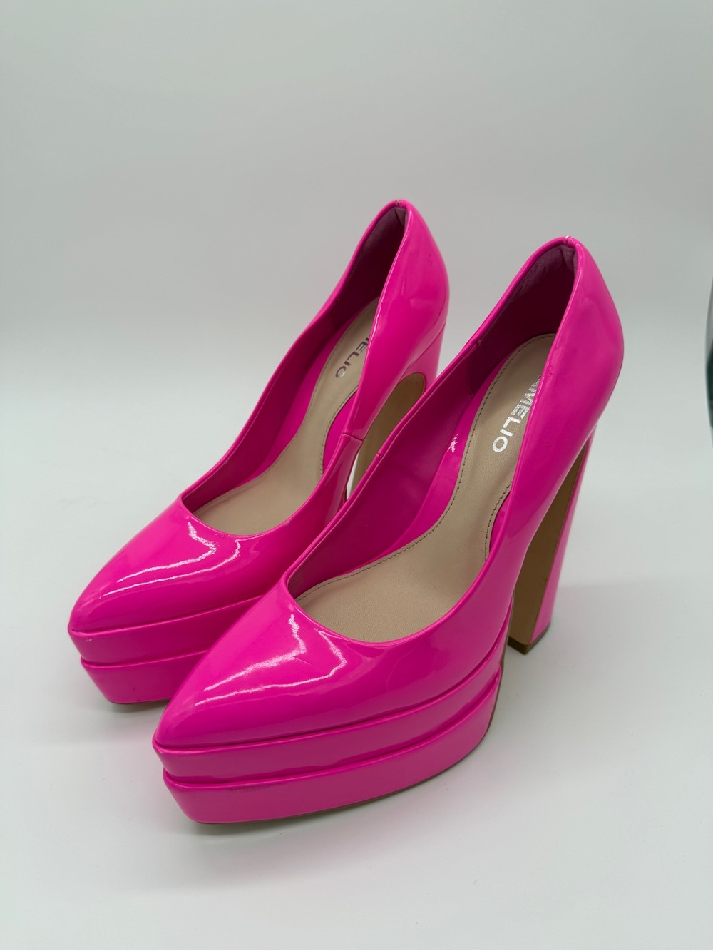 D'Amelio Marlania Platform Pumps Ultra Pink Patent - 7.5M - Picture 4 of 11